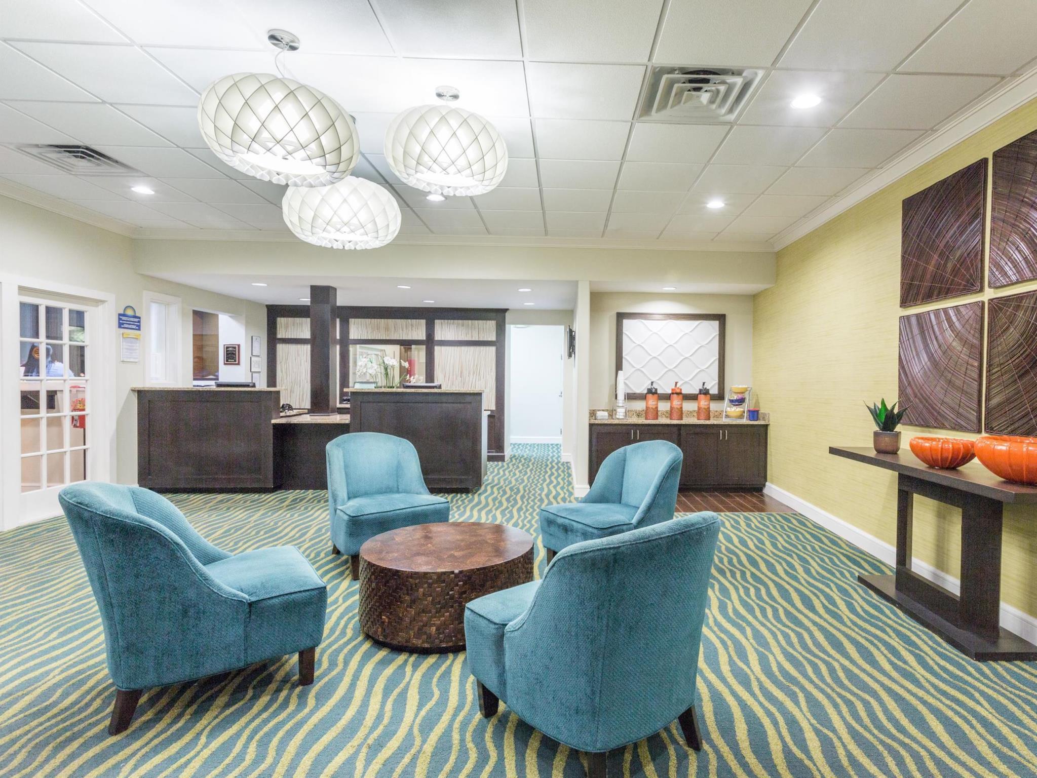 Days Inn By Wyndham Adel I-75 מראה חיצוני תמונה