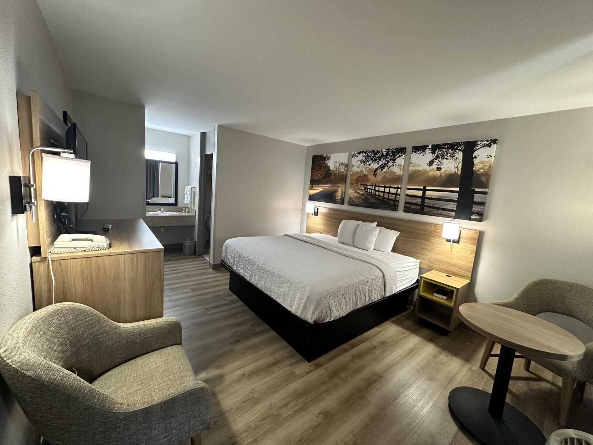 Days Inn By Wyndham Adel I-75 מראה חיצוני תמונה