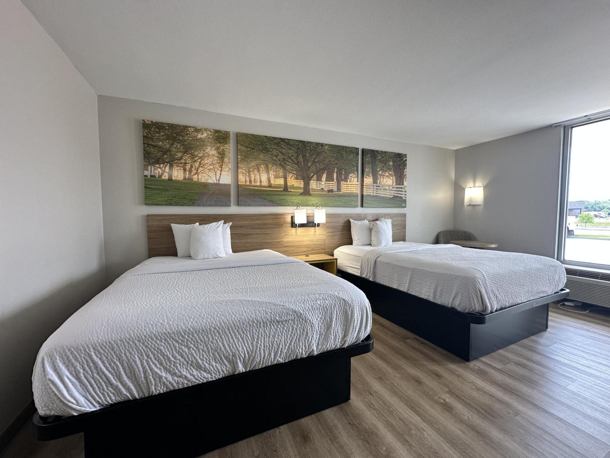 Days Inn By Wyndham Adel I-75 מראה חיצוני תמונה