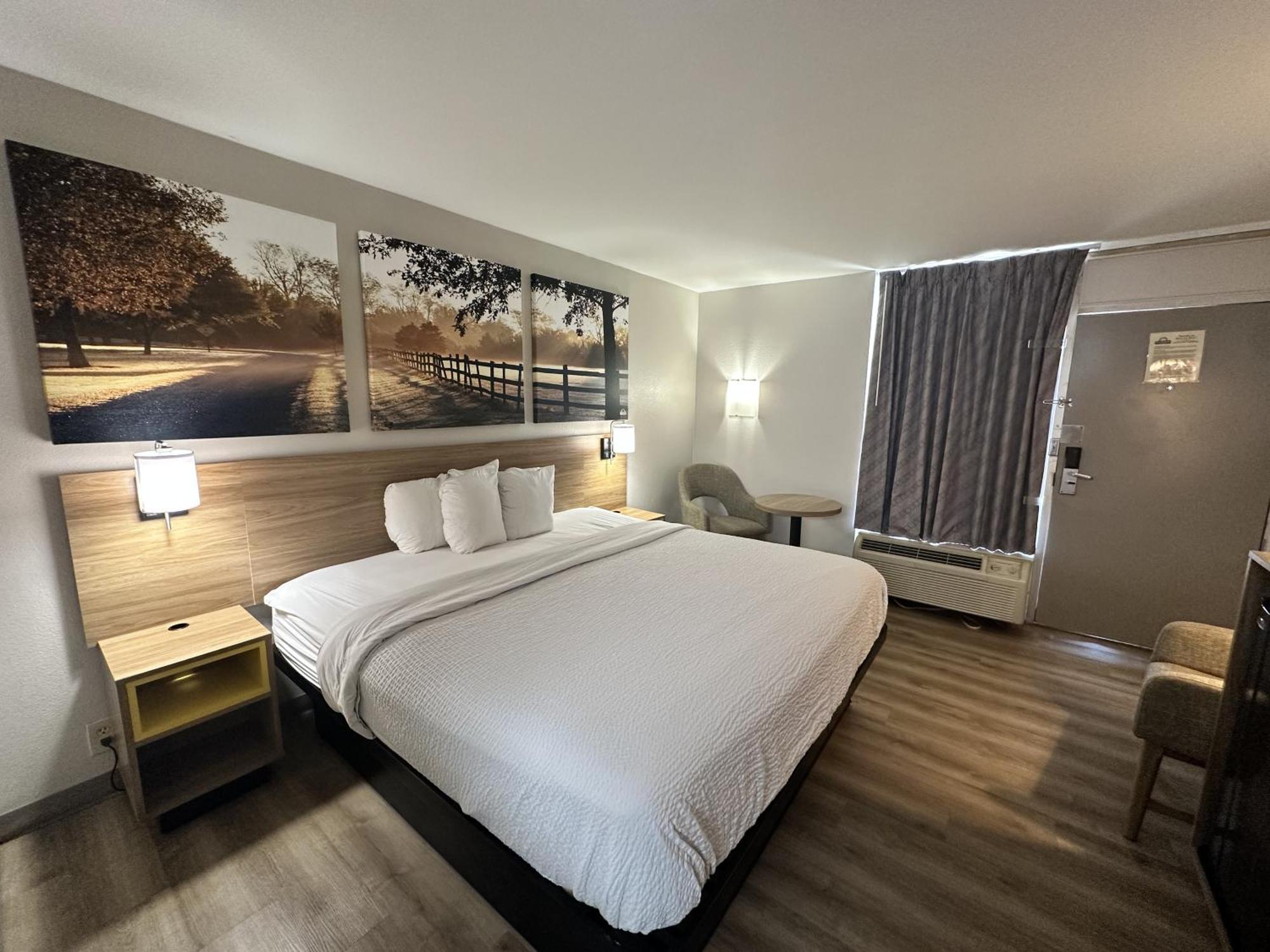 Days Inn By Wyndham Adel I-75 מראה חיצוני תמונה
